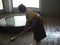 浴室清掃の様子